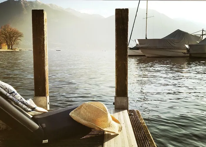 Sailboat, Do-minus Design Retreat & Bateau-hôtel *